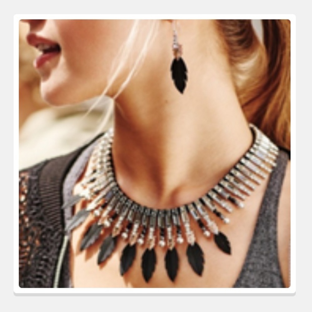 Stella & Dot | RARE Limited Edition💫Raven NEW Statement Necklace & Earri… - Picture 2 of 10
